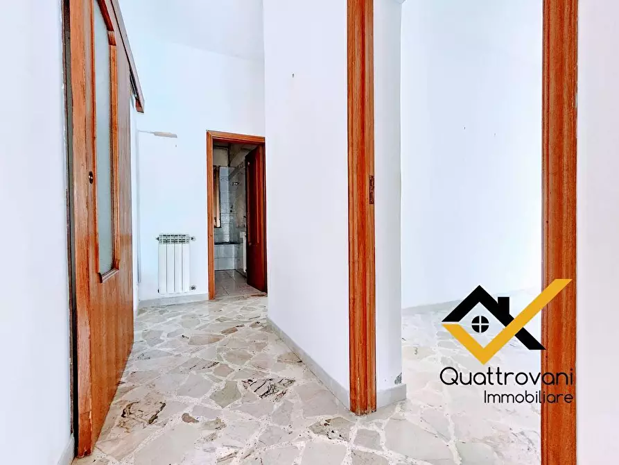 Immagine 15 di Villa in vendita  in Via Peschiera a Catania