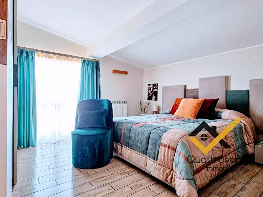 Immagine 14 di Appartamento in vendita  in Via Roma a Tremestieri Etneo