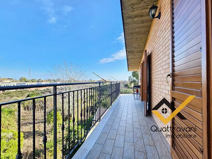 Immagine 26 di Appartamento in vendita  in Via Roma a Tremestieri Etneo