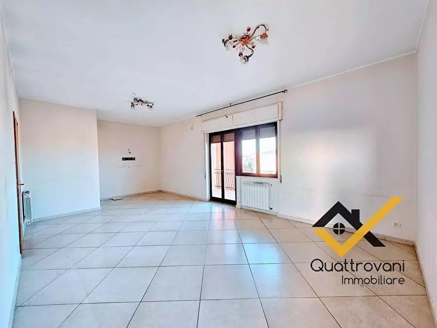 Immagine 4 di Appartamento in affitto  in via Vincenzo Bellini a Sant'agata Li Battiati