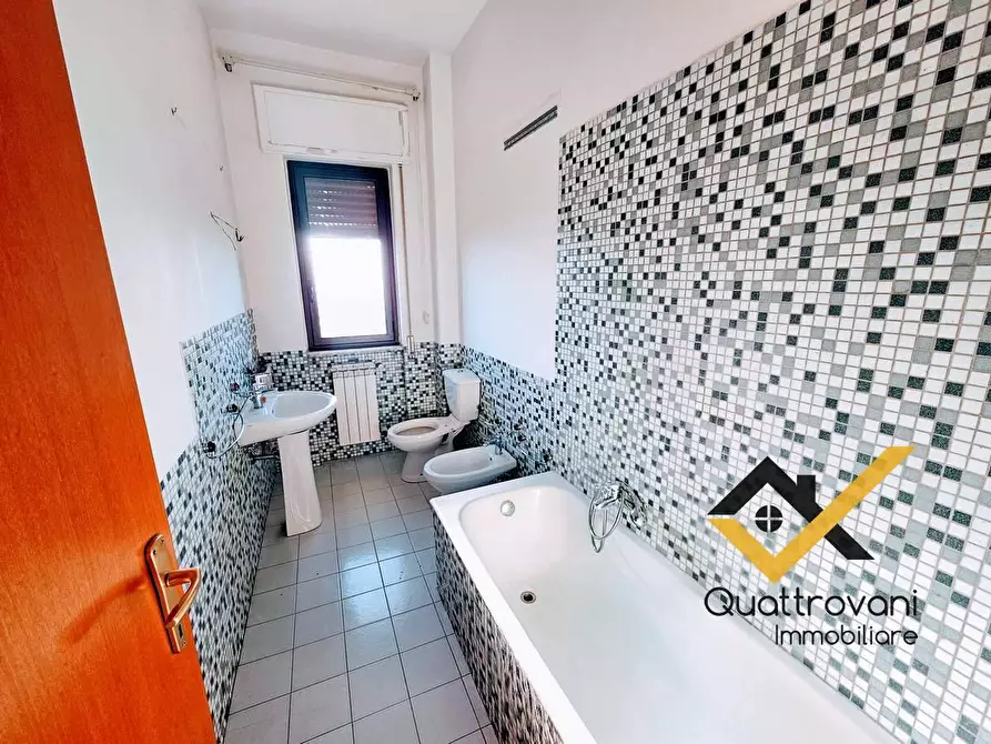 Immagine 22 di Appartamento in affitto  in via Vincenzo Bellini a Sant'agata Li Battiati