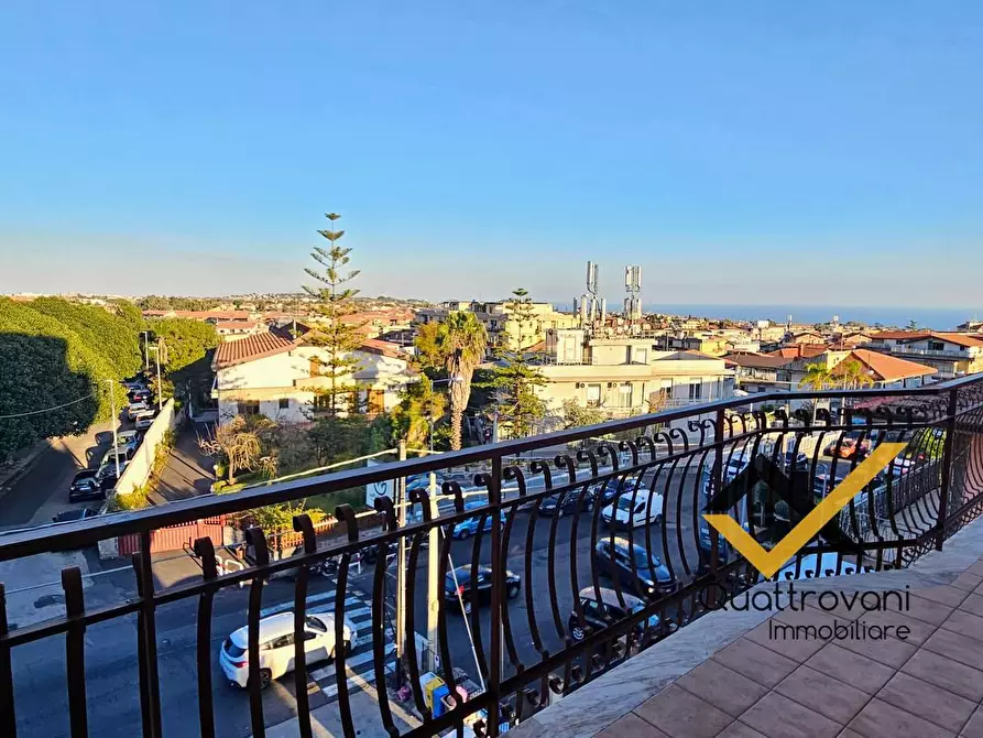 Immagine 1 di Appartamento in affitto  in via Vincenzo Bellini a Sant'agata Li Battiati