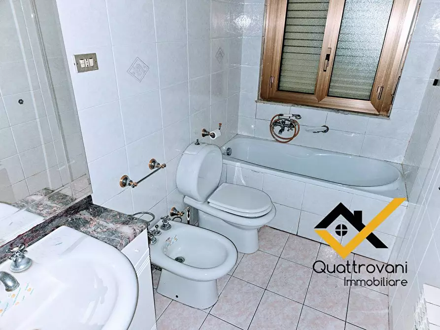 Immagine 17 di Appartamento in vendita  in Via Santa Sofia a Catania