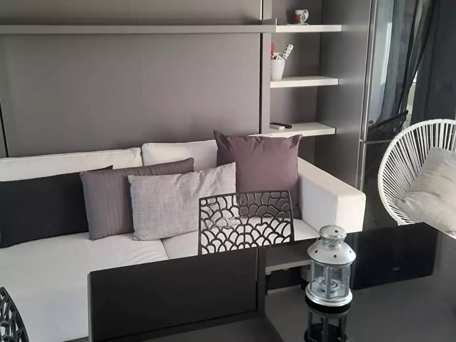 Immagine 1 di Appartamento in affitto  a Pisa