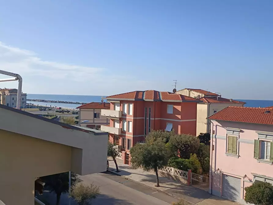 Immagine 8 di Appartamento in affitto  a Pisa