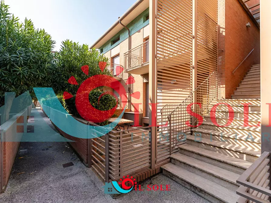 Immagine 32 di Appartamento in affitto  a Pisa