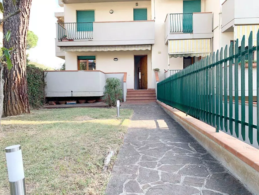 Immagine 14 di Appartamento in affitto  a Pisa