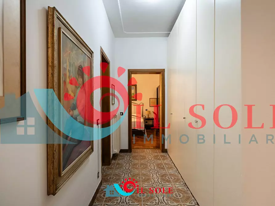 Immagine 11 di Appartamento in vendita  a Pisa