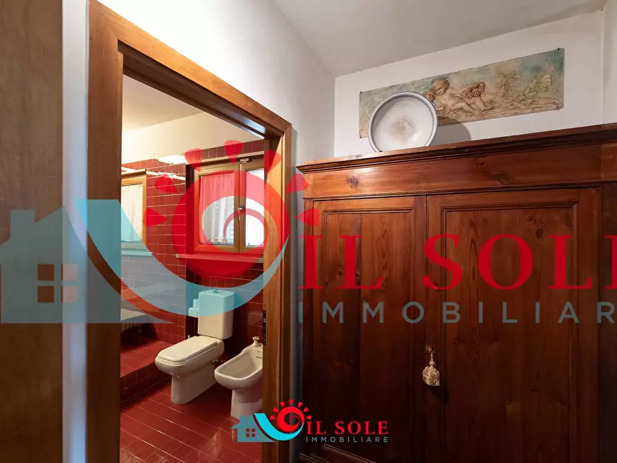 Immagine 55 di Villa in vendita  a Pisa