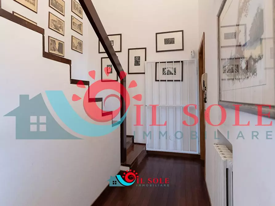 Immagine 61 di Villa in vendita  a Pisa