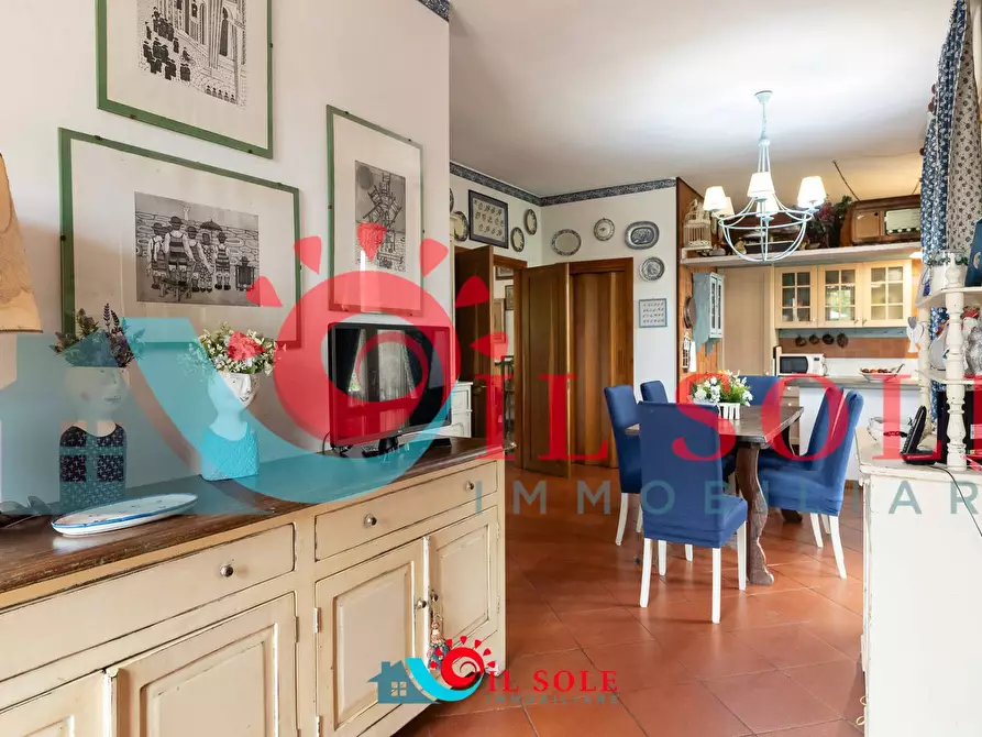 Immagine 15 di Villa in vendita  a Pisa