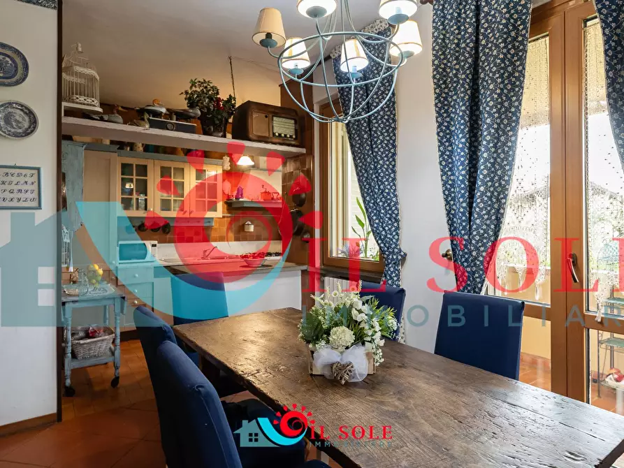 Immagine 19 di Villa in vendita  a Pisa