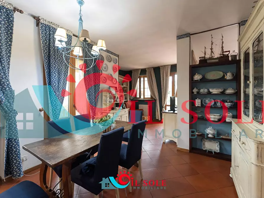 Immagine 17 di Villa in vendita  a Pisa