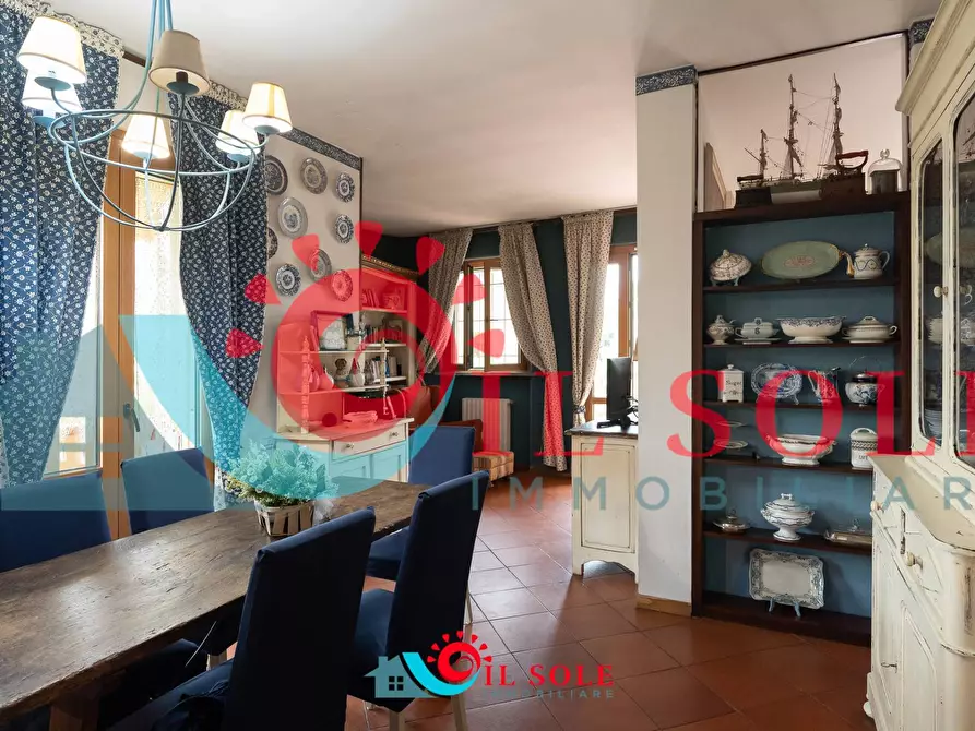 Immagine 20 di Villa in vendita  a Pisa