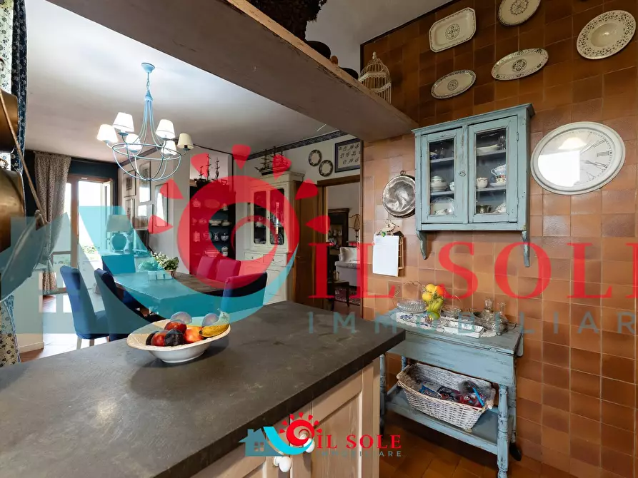 Immagine 26 di Villa in vendita  a Pisa