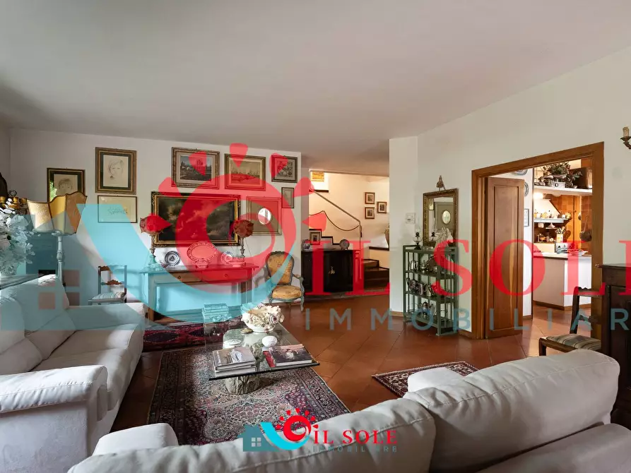 Immagine 30 di Villa in vendita  a Pisa