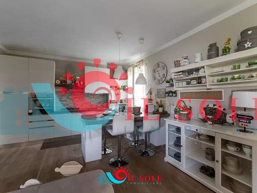 Immagine 68 di Villa in vendita  a Pisa