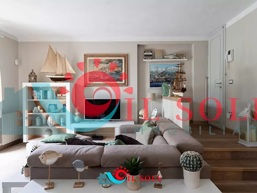 Immagine 72 di Villa in vendita  a Pisa