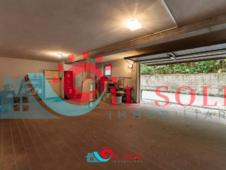 Immagine 83 di Villa in vendita  a Pisa