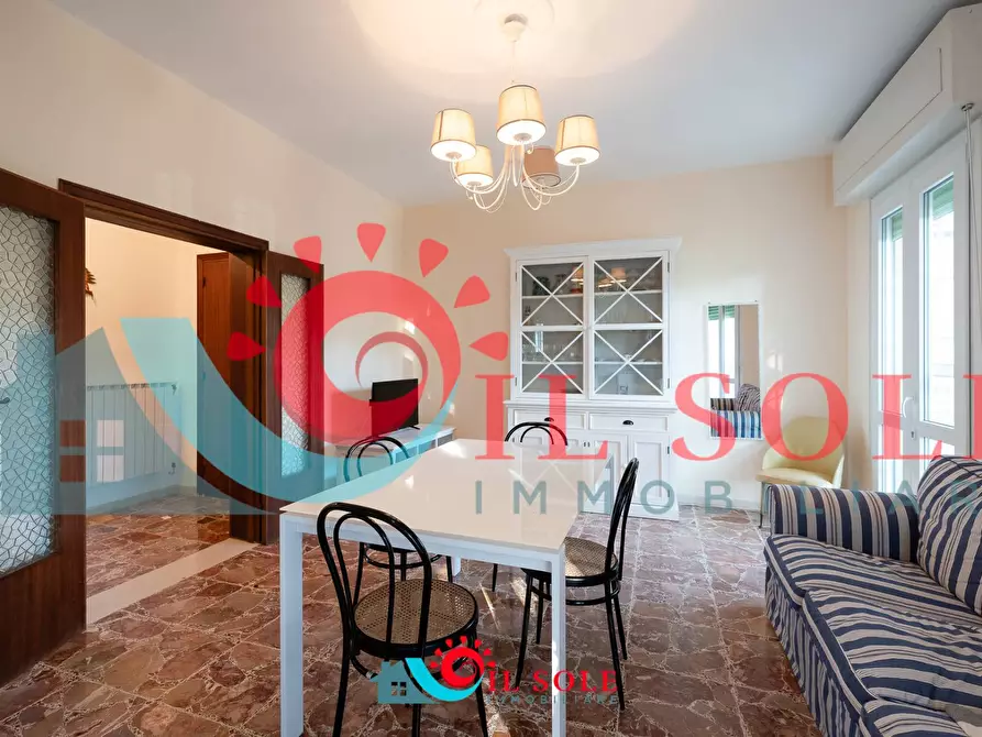 Immagine 2 di Appartamento in affitto  a Pisa