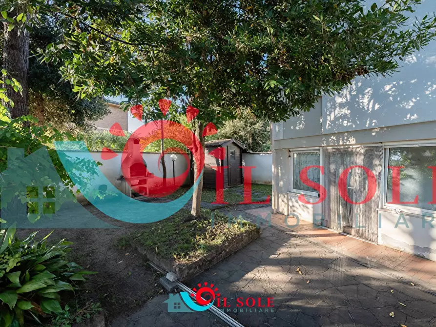 Immagine 23 di Appartamento in affitto  a Pisa