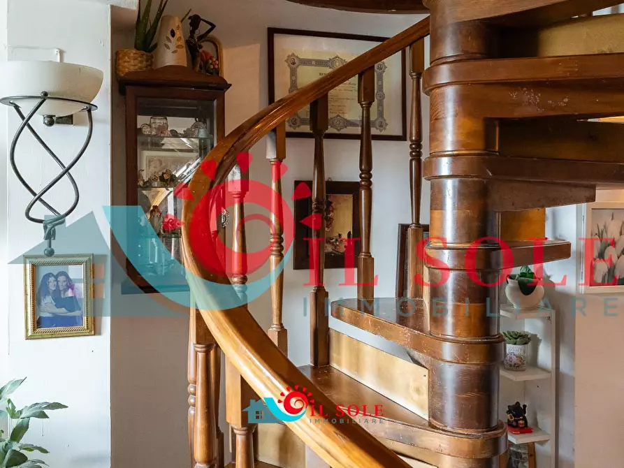 Immagine 8 di Appartamento in vendita  a Pisa