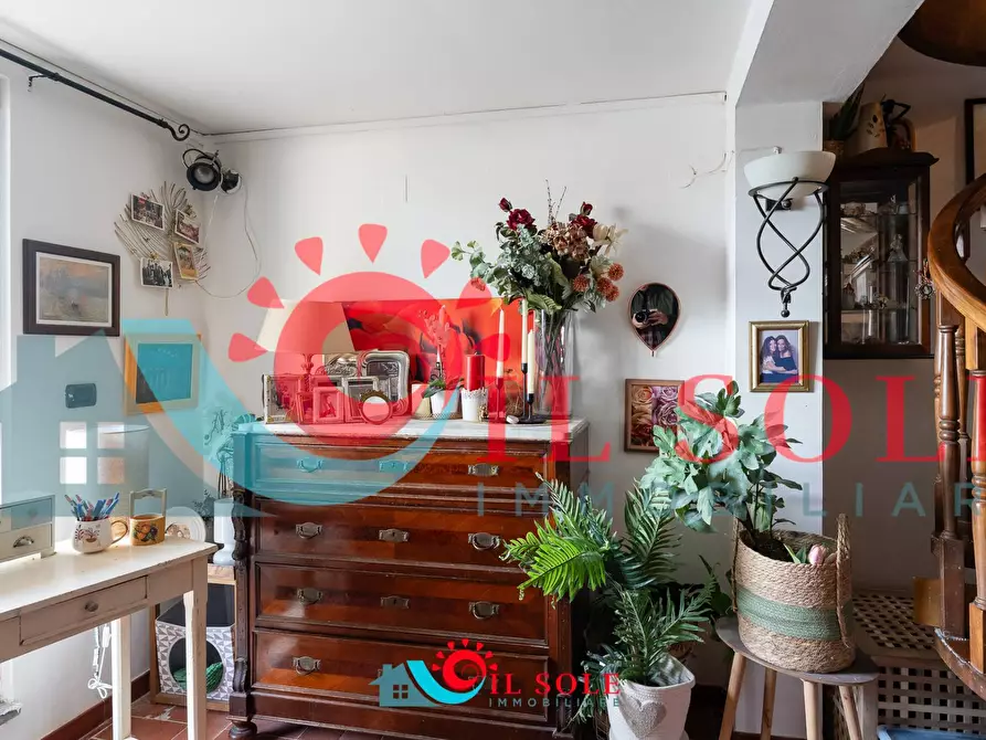 Immagine 10 di Appartamento in vendita  a Pisa