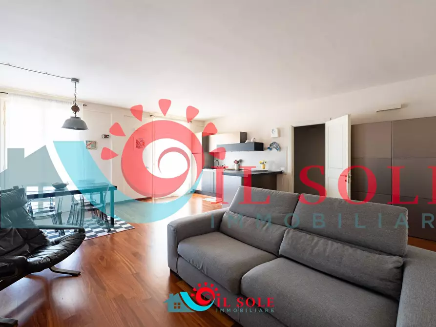 Immagine 2 di Appartamento in affitto  a Pisa