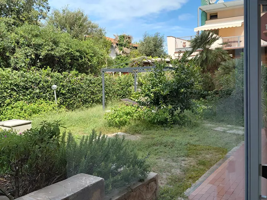 Immagine 13 di Appartamento in affitto  a Pisa
