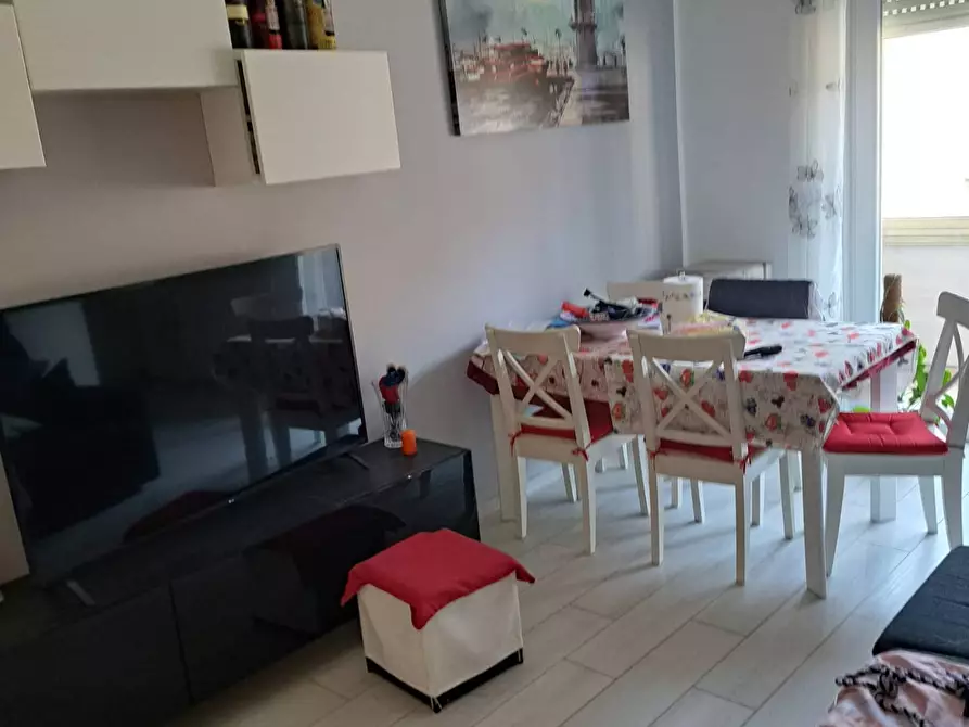 Immagine 2 di Appartamento in affitto  a Viareggio