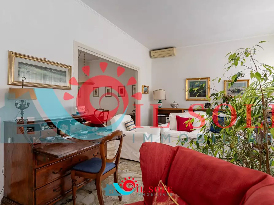 Immagine 24 di Appartamento in vendita  a Livorno
