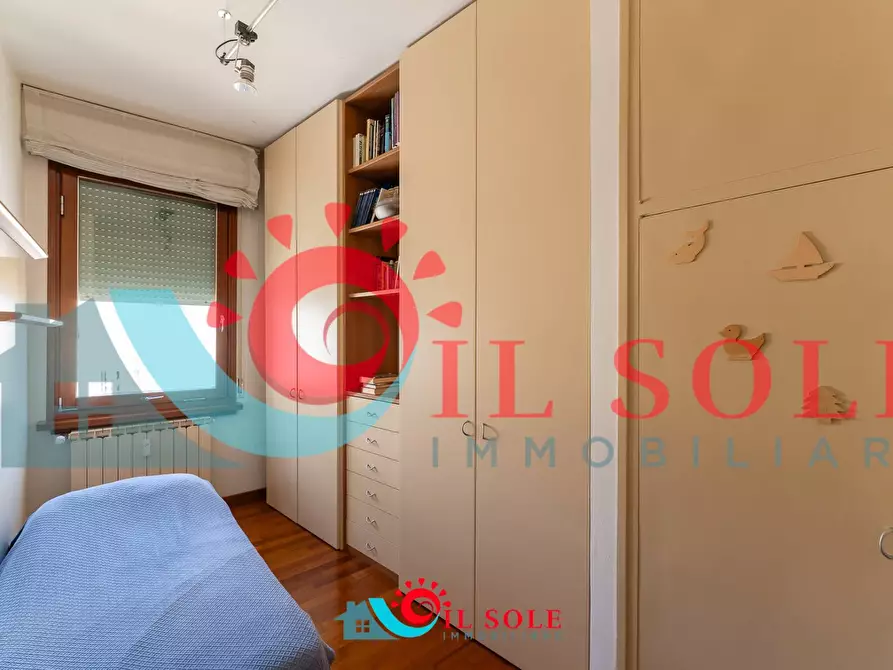 Immagine 38 di Appartamento in vendita  a Livorno