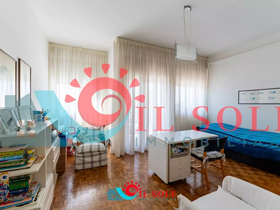 Immagine 37 di Appartamento in vendita  a Livorno