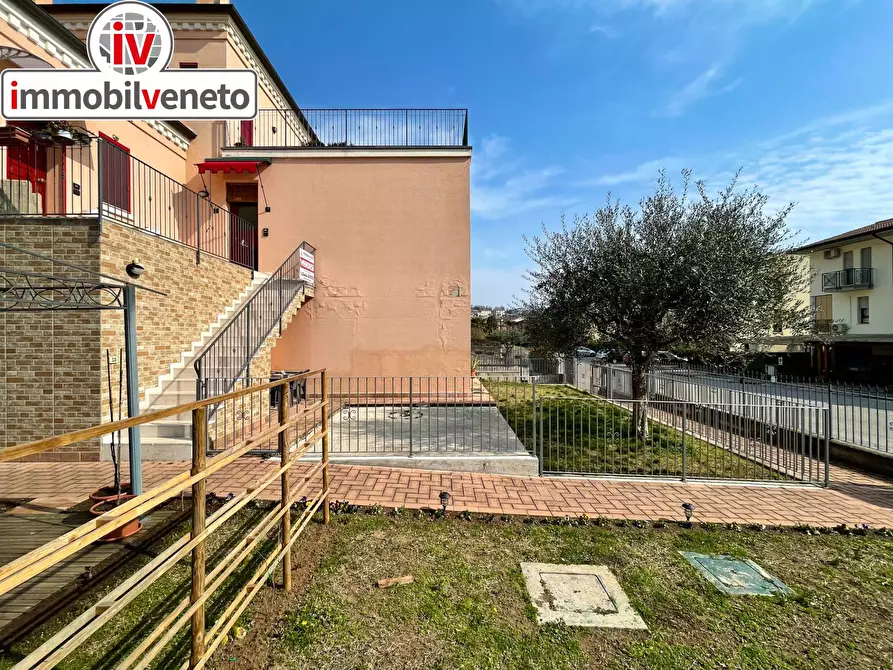 Immagine 1 di Appartamento in vendita  in VIA ROMA 52 a Brendola