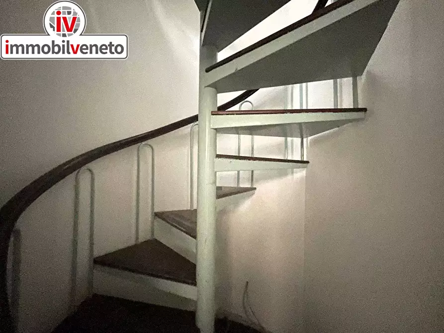 Immagine 19 di Attività commerciale in affitto  in VIA ROMA 52 a Alonte