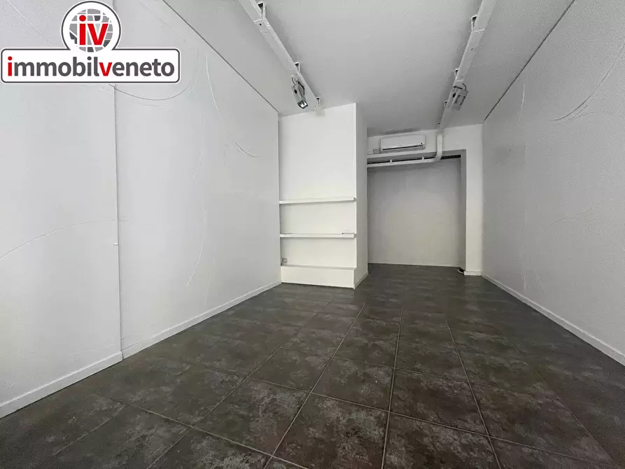 Immagine 63 di Attività commerciale in affitto  in VIA ROMA 52 a Alonte