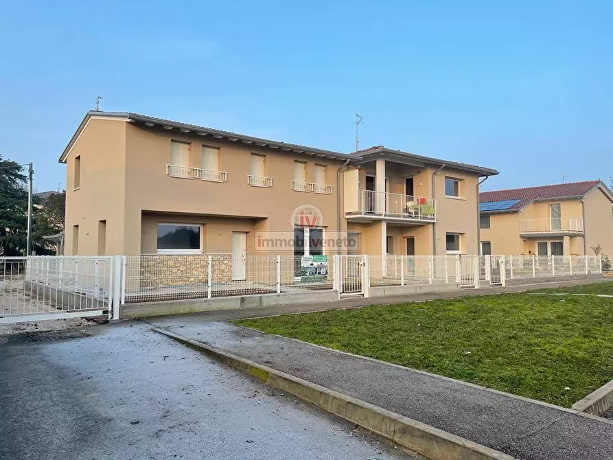 Immagine 1 di Villetta a schiera in vendita  in VIA PERAROLO a San Bonifacio