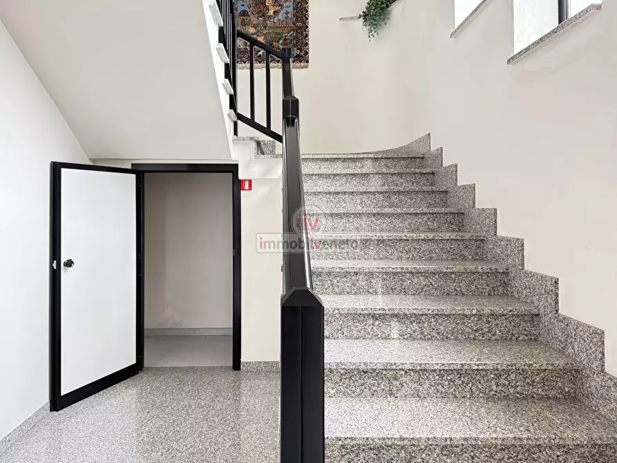 Immagine 13 di Capannone industriale in vendita  in VIA ROMA 52 a Alonte