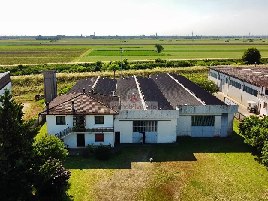 Immagine 2 di Capannone industriale in vendita  in VIA STAZIONE 100 a Arcole