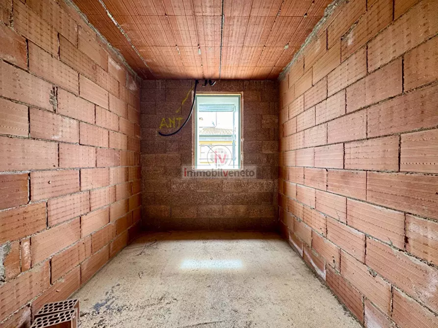 Immagine 11 di Casa semindipendente in vendita  in VIA MADONNA MONTE BERICO a Agugliaro