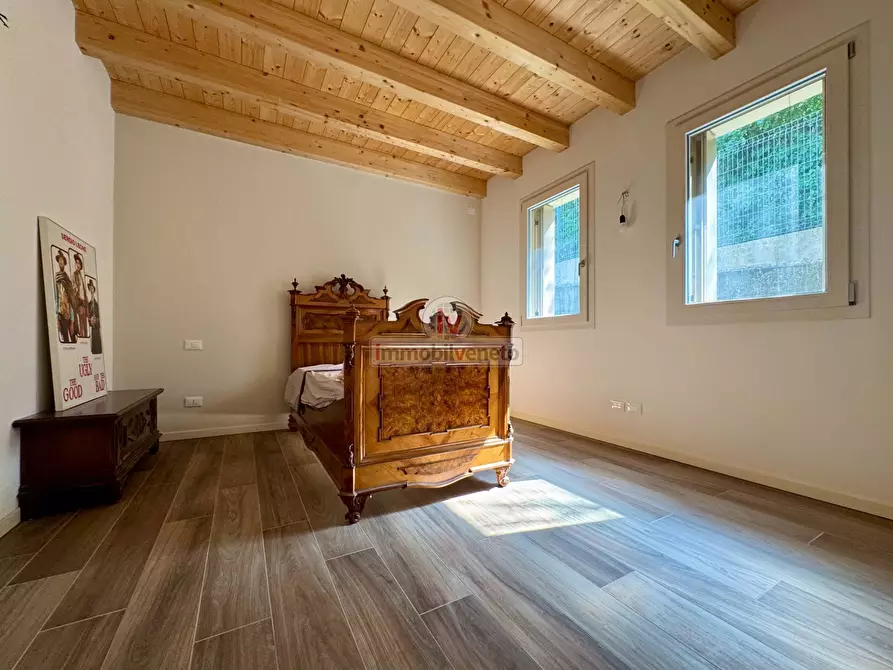 Immagine 14 di Casa indipendente in vendita  in VIA GROTTE a Brendola