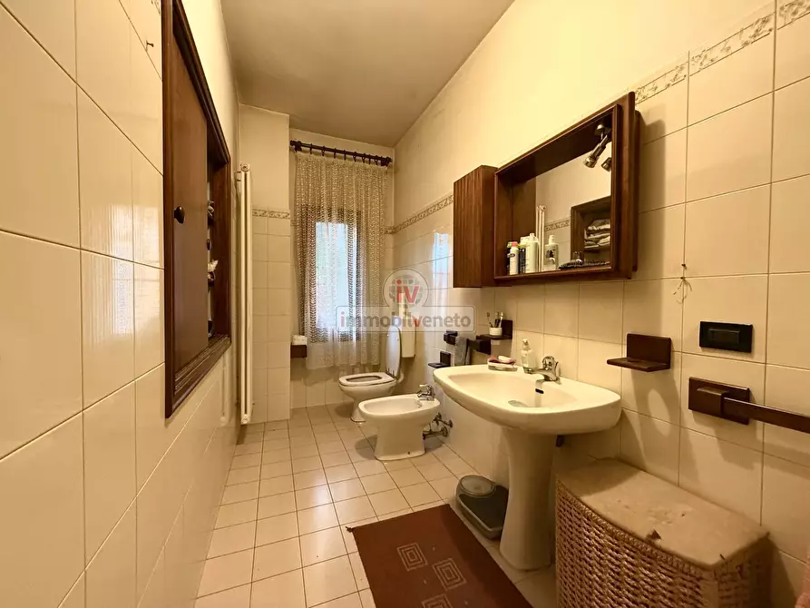 Immagine 16 di Casa indipendente in vendita  in VIA CANTARELLA a Brendola