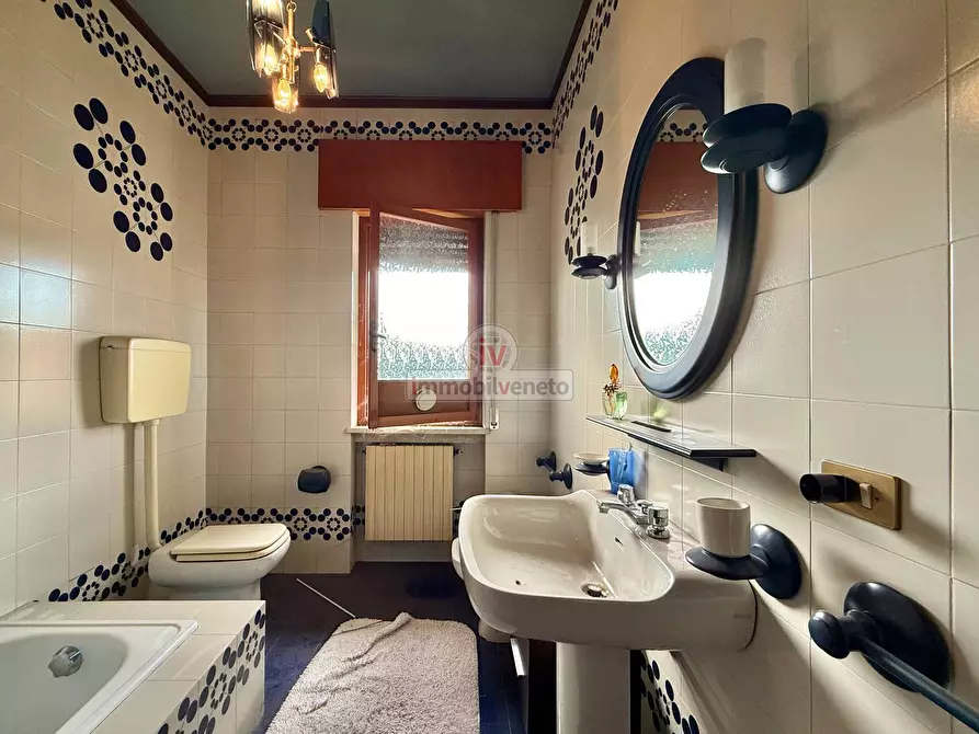 Immagine 27 di Casa indipendente in vendita  in VIA CANTARELLA a Brendola