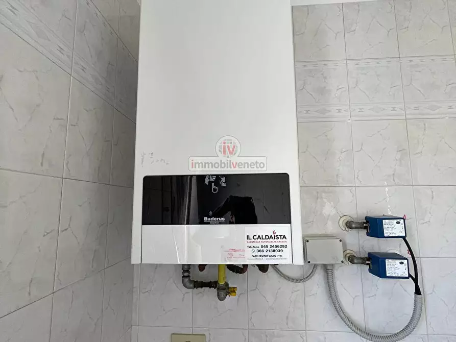 Immagine 10 di Appartamento in vendita  in VIA MONTE GRAPPA a Montebello Vicentino