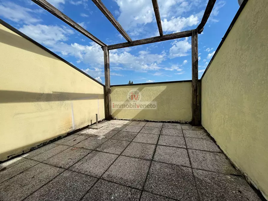 Immagine 15 di Appartamento in vendita  in VIA MONTE GRAPPA a Montebello Vicentino