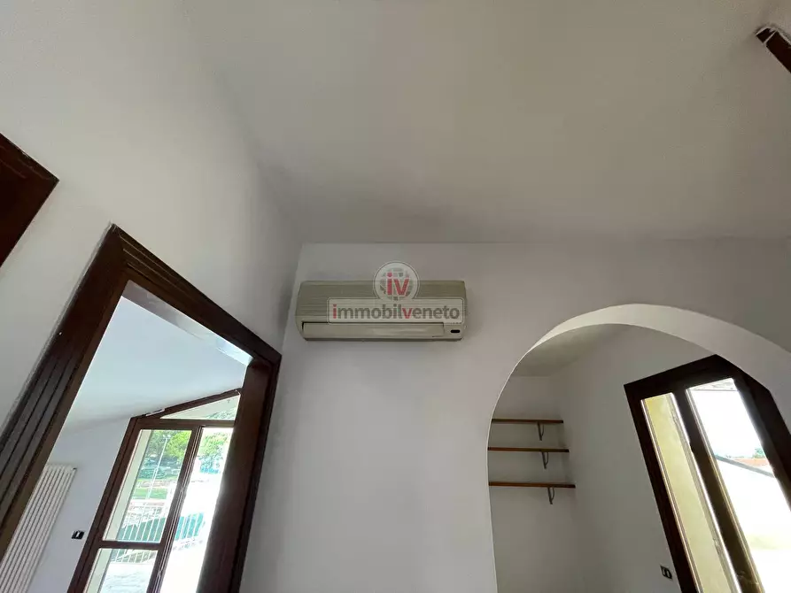 Immagine 27 di Appartamento in vendita  in VIA MONTE GRAPPA a Montebello Vicentino