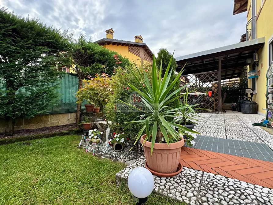 Immagine 8 di Casa semindipendente in vendita  in VIA DELL'AREONAUTICA a Bolzano Vicentino