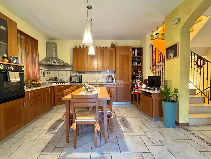 Immagine 15 di Casa semindipendente in vendita  in VIA DELL'AREONAUTICA a Bolzano Vicentino