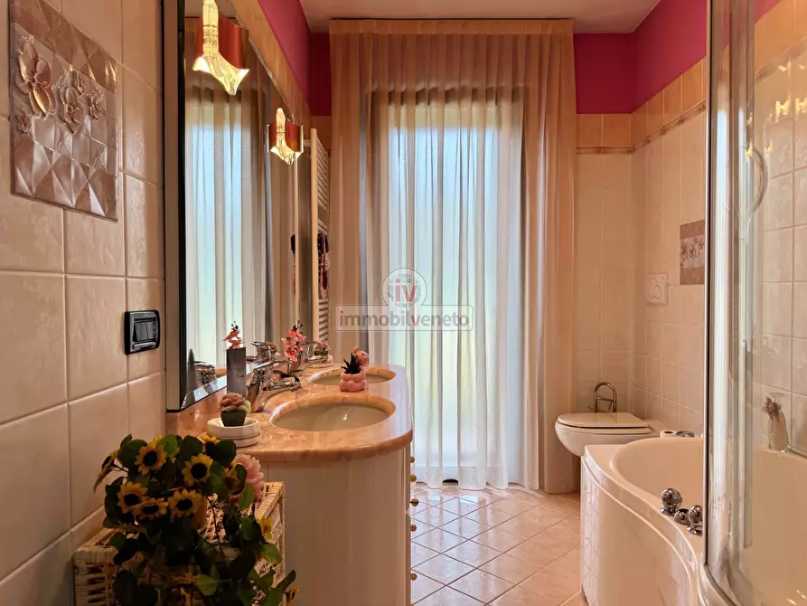 Immagine 25 di Casa semindipendente in vendita  in VIA DELL'AREONAUTICA a Bolzano Vicentino