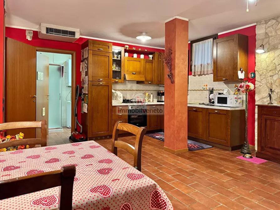 Immagine 31 di Casa semindipendente in vendita  in VIA DELL'AREONAUTICA a Bolzano Vicentino